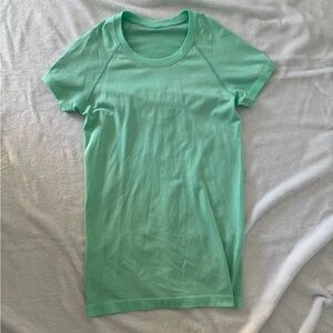 Women's Green Short Sleeve Top